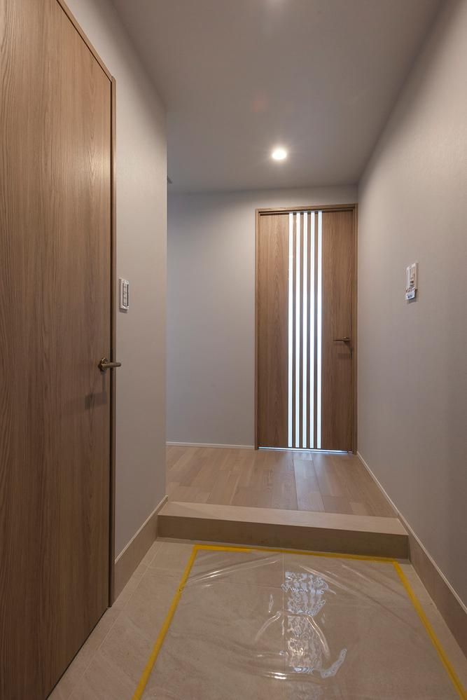 M.M.TOWERS the South 2LDK Apartment in Minato Mirai, Yokohama - Thumbnail 2