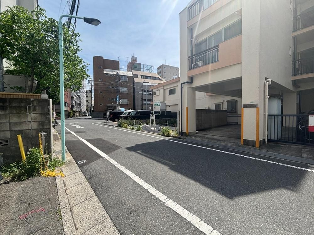 Land for Sale in Toshima-ku, Tokyo – 72.33m2 Plot - Thumbnail 4