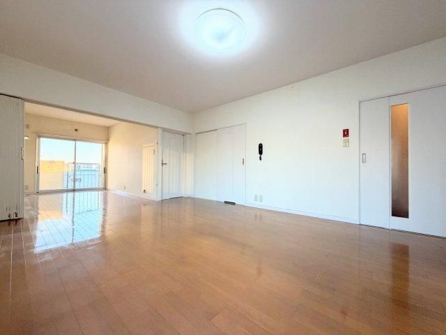 2LDK Apartment for Sale in Aoba Ward, Yokohama - Thumbnail 4