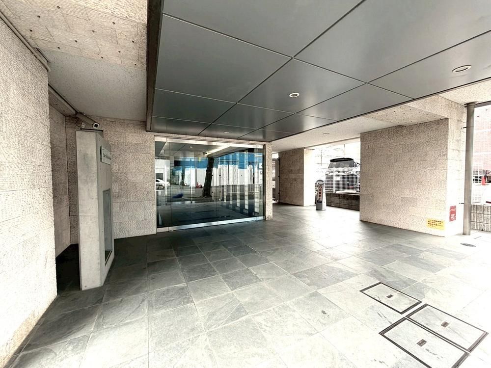 Renovated 2K Apartment in Shin-Yokohama, Kanagawa, 32.48 sqm - Thumbnail 4