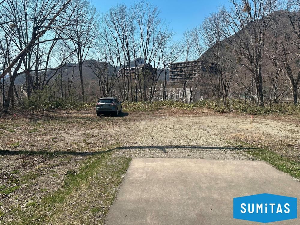 Land for Sale in Minami-ku, Sapporo - 333m² - Thumbnail 3
