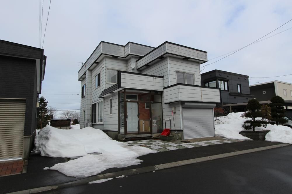 Land for Sale in Sapporo Teine 198.33 sqm - Thumbnail 2