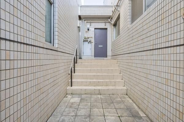 3LDK Maisonette with Garden in Funabashi, Chiba - Thumbnail 2
