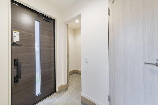 Modern 3LDK Detached House in Niiza, Saitama - 94.15 sqm - Thumbnail 2