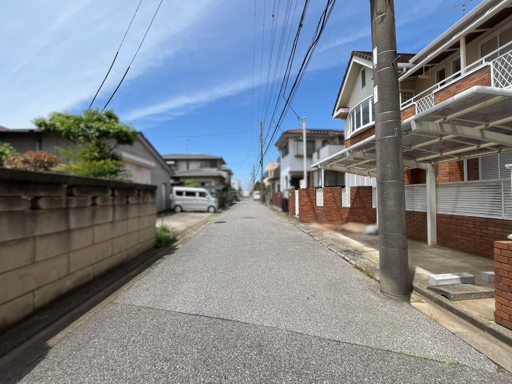 5LDK Detached House for Sale in Funabashi, Chiba - Thumbnail 2