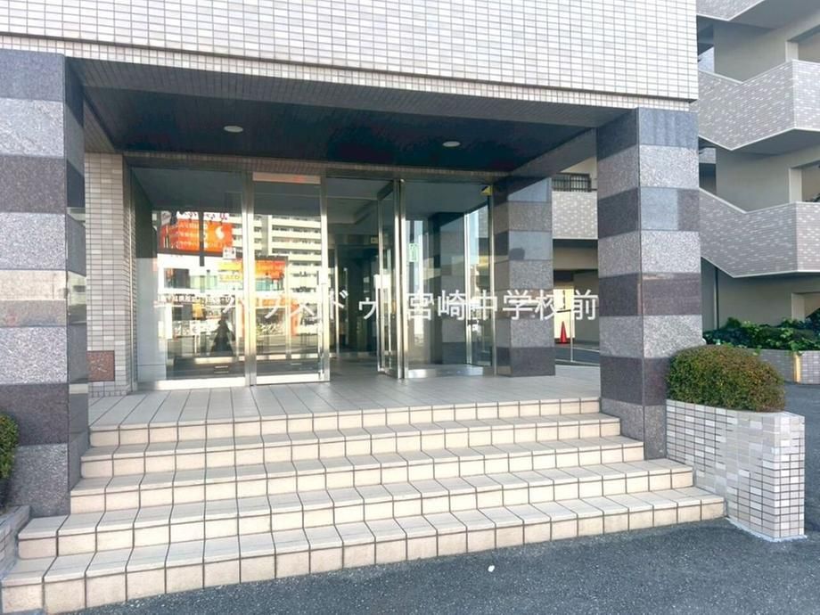 4LDK Apartment for Sale in Miyazaki City, Miyazaki - Thumbnail 2