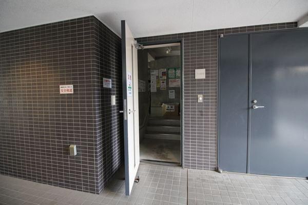 3LDK Apartment for Sale in Takatsu-ku, Kawasaki City, Kanagawa - Thumbnail 4