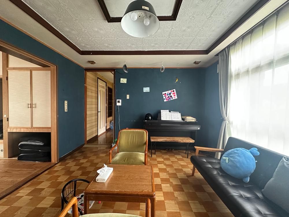 Stylish Kominka-Style 3LDK Home with Wood Stove in Iwamizawa - Thumbnail 3