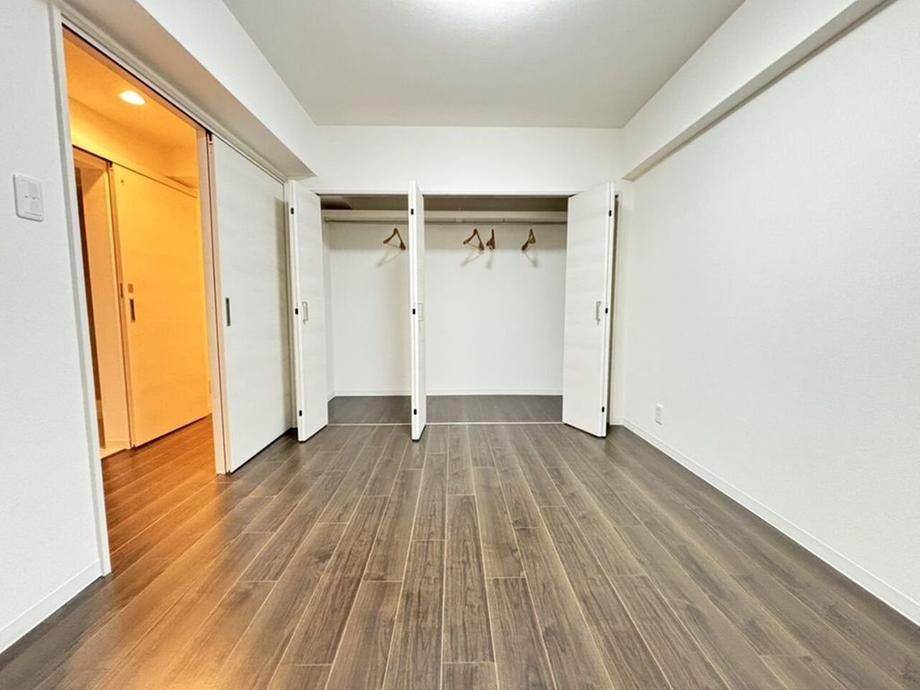 Renovated 2LDK Apartment in Nijo-ken, Sapporo - 61.6m2 - Thumbnail 2