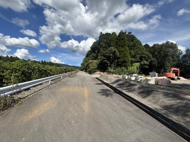 4237 sqm Land for Sale in Otsu Town, Kumamoto - Thumbnail 2