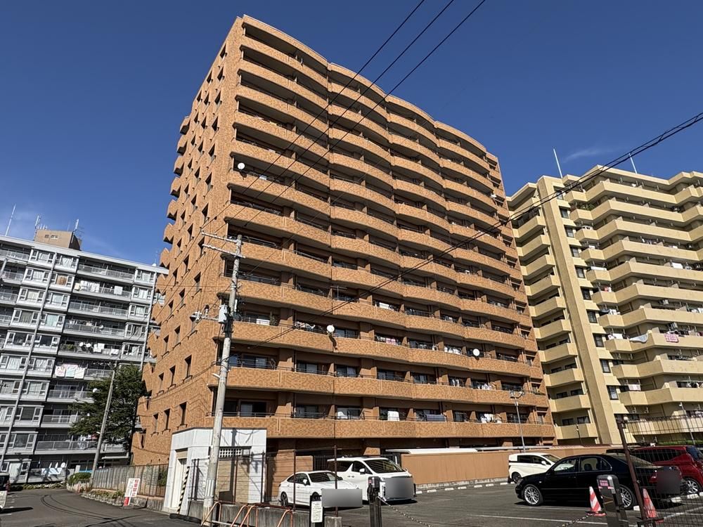 Renovated 1DK Apartment in Sendai Near Oroshimachi Station - Thumbnail 2