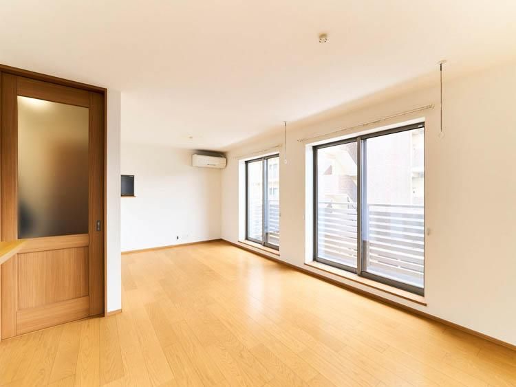 3LDK Steel-Framed House for Sale in Minato, Nagoya - Thumbnail 3