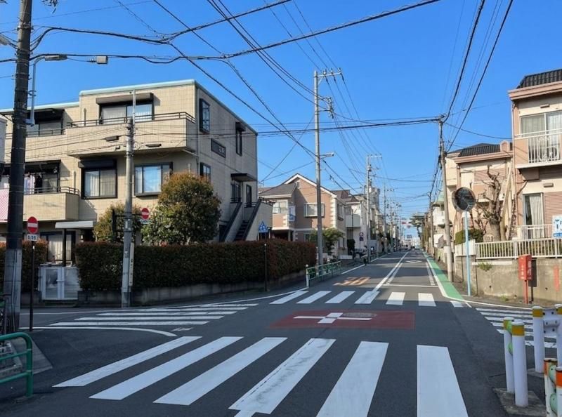 Spacious 7LDK House for Sale in Suginami, Tokyo - Thumbnail 2