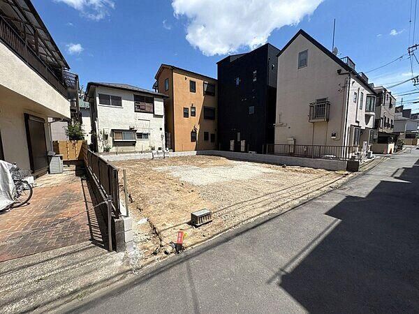 Land for Sale in Nakahara-ku, Kawasaki - 56.75m2 Plot - Thumbnail 4