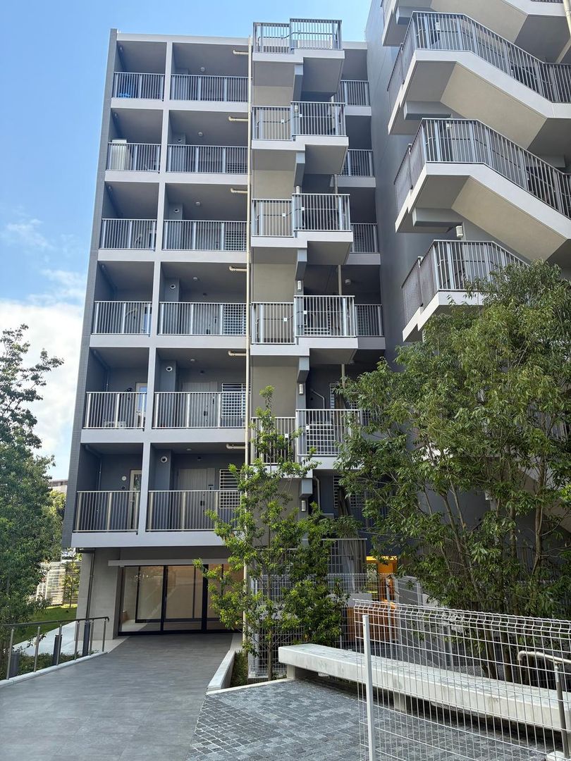 2LDK Apartment for Sale in Yokohama, Kanagawa - Thumbnail 2