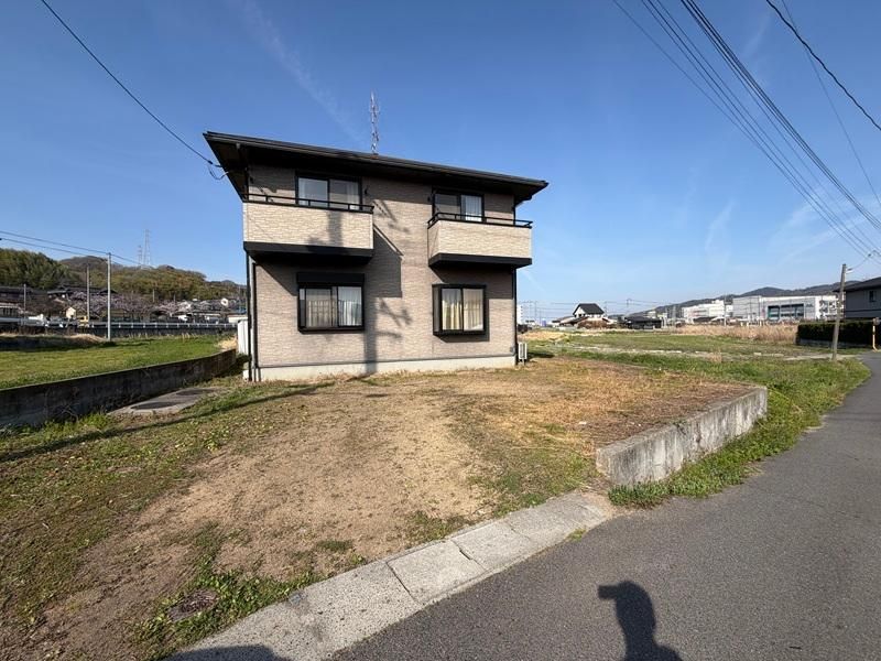 4LDK Detached House on 430m2 Lot in Satosho, Okayama - Thumbnail 3