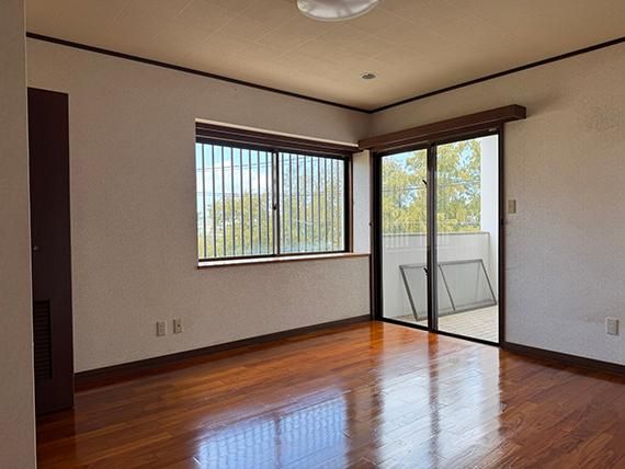 7LDKK RC House in Naha City, Okinawa - 264 sqm Land - Thumbnail 3
