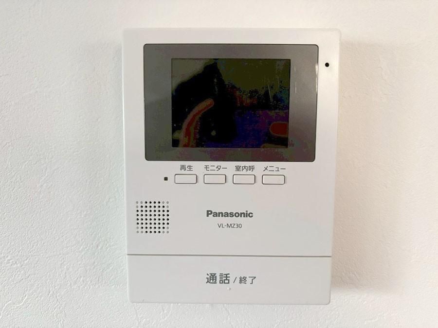 Renovated 2LDK House for Sale in Higashimurayama, Tokyo - Thumbnail 3