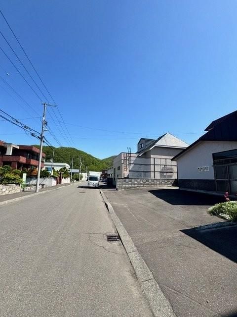 212 sqm Land for Sale in Nishi Ward, Sapporo, Hokkaido - Thumbnail 2
