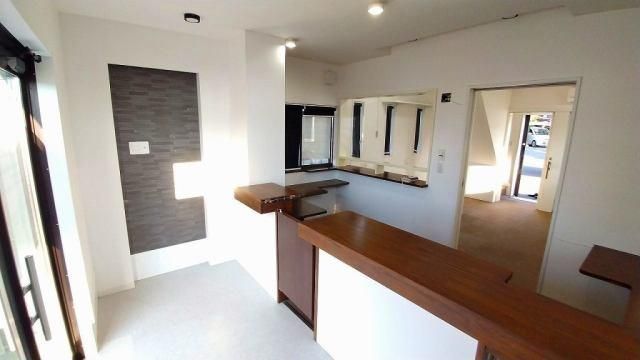 2K Shop and Office in Miyakonojo, Miyazaki - 19.8 Million Yen - Thumbnail 4