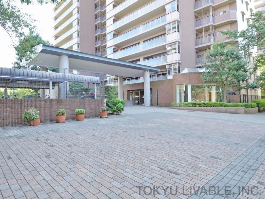4LDK Apartment for Sale in Funabashi, Chiba - 79.35m2 - Thumbnail 4