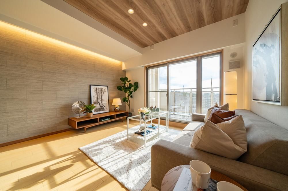 Renovated 3LDK Apartment for Sale Near Komyoji Station, Sakai - Thumbnail 3