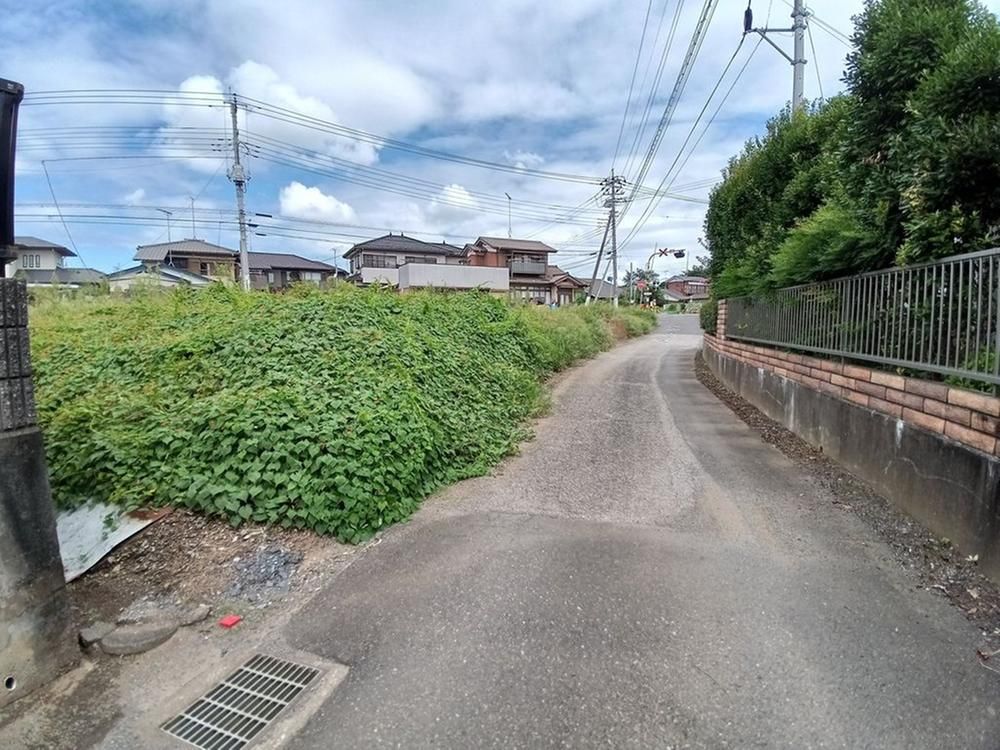 Land for Sale in Chikusei, Ibaraki - 383.9 sqm Corner Lot - Thumbnail 2