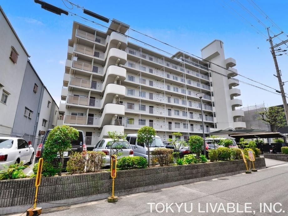 2LDK Apartment for Sale in Yodogawa-ku, Osaka, 63m2 - Thumbnail 3