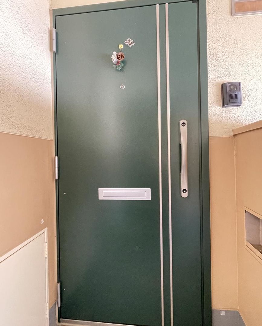 2LDK Apartment for Sale in Yokohama Minami-ku, 57.48m² - Thumbnail 3