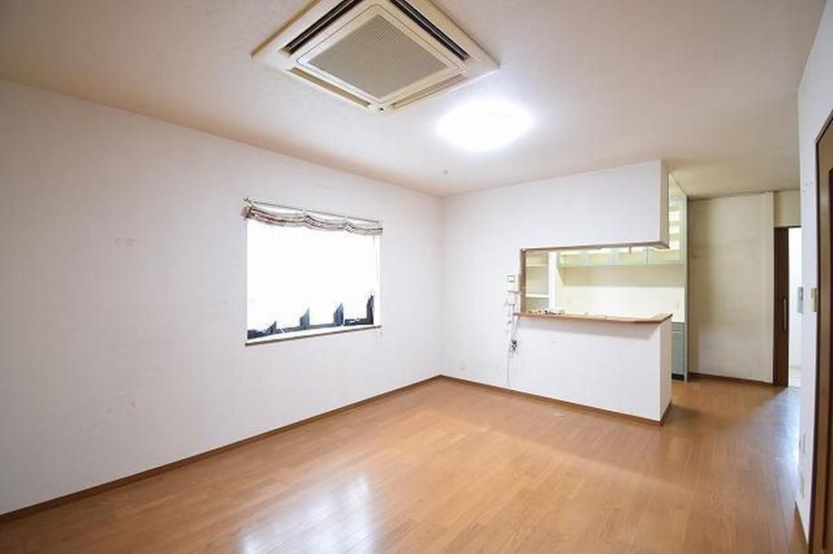 13LDK House for Sale in Kochi City, Kochi Prefecture - Thumbnail 2