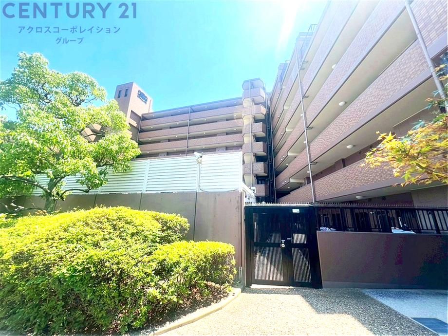 Lions Mansion Amagasaki Garden City 3LDK Apartment for Sale - Thumbnail 3