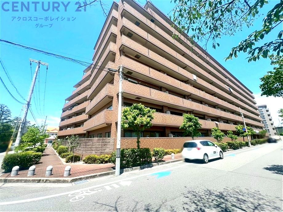 Lions Mansion Amagasaki Garden City 3LDK Apartment for Sale - Thumbnail 2