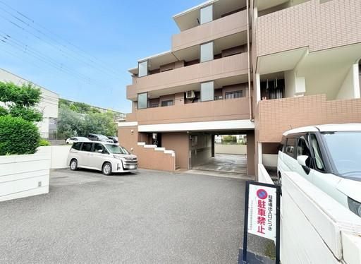 Renovated 2LDK Apartment in Minami Ward, Saitama City - Thumbnail 3