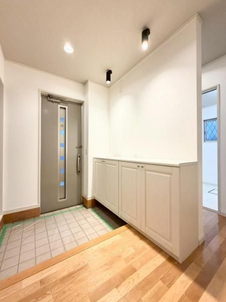 Renovated 3LDK House with Garage & Loft in Hachioji, Tokyo - Thumbnail 4