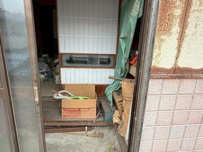 4DK House for Sale in Katsuura, Chiba - 4,980,000 Yen — Front_door, Katsuura, Chiba