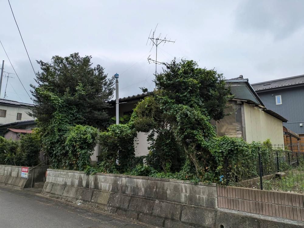 Land for Sale in Joso City, Ibaraki - 228m2 - Thumbnail 2