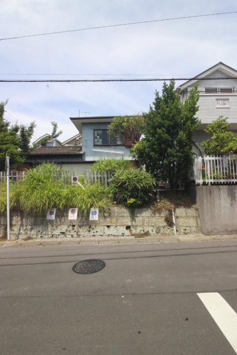 98.33m2 Land for Sale in Zushi, Kanagawa - No Building Conditions - Thumbnail 3