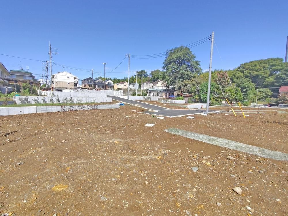 Land for Sale in Tama City, Tokyo – 120-122 sqm Plots - Thumbnail 4