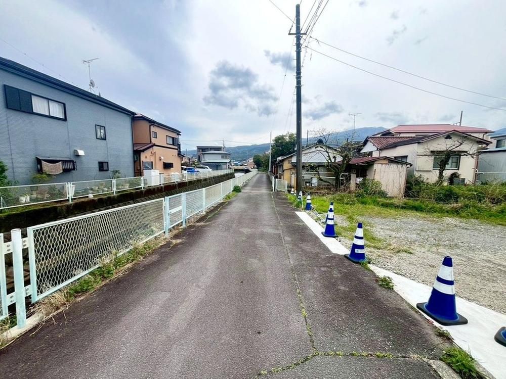 Land for Sale in Minamiashigara, Kanagawa - 207-232 sqm - Thumbnail 4