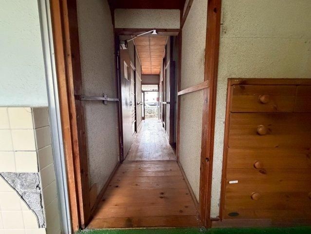 5DK Detached House for Sale in Hachioji, Tokyo - 9.8M Yen - Thumbnail 3