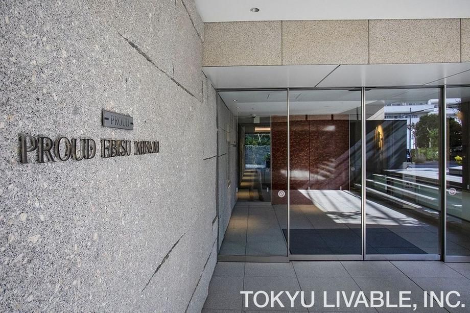 1LDK Apartment for Sale in Ebisu Minami, Shibuya-ku, Tokyo - Thumbnail 4