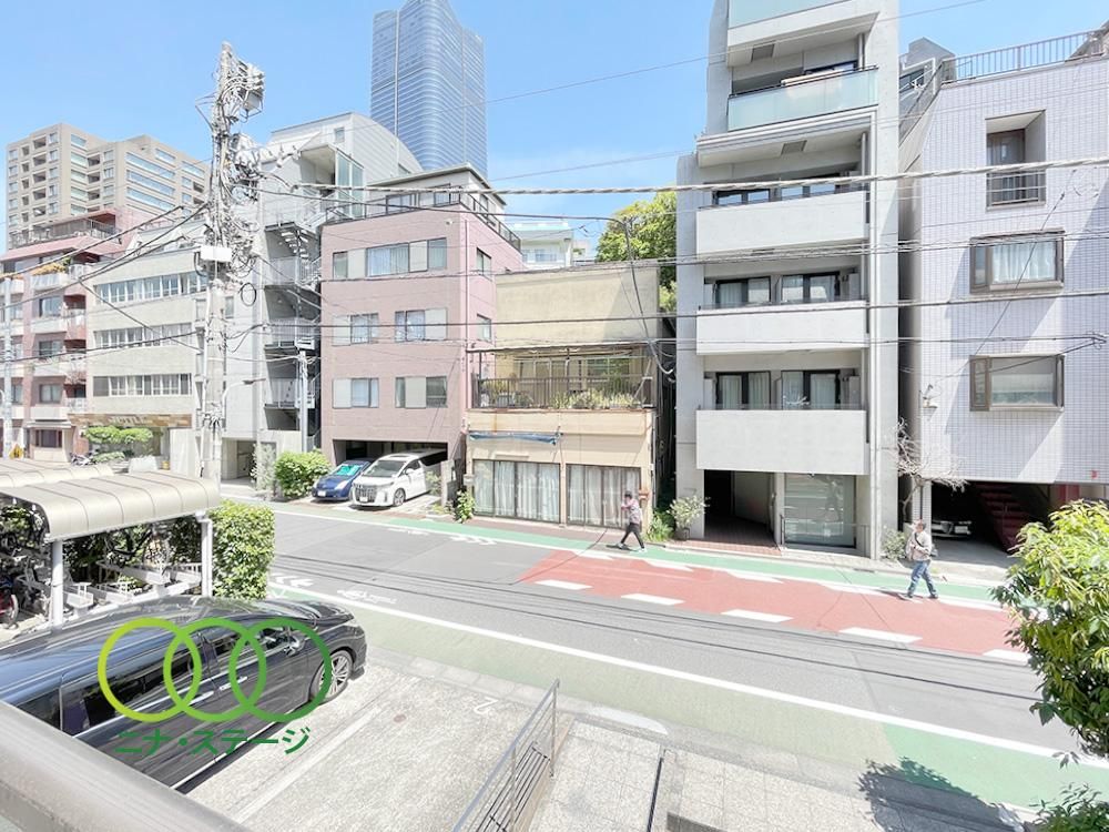 1LDK Renovated Apartment for Sale in Minato-ku, Tokyo - Thumbnail 2