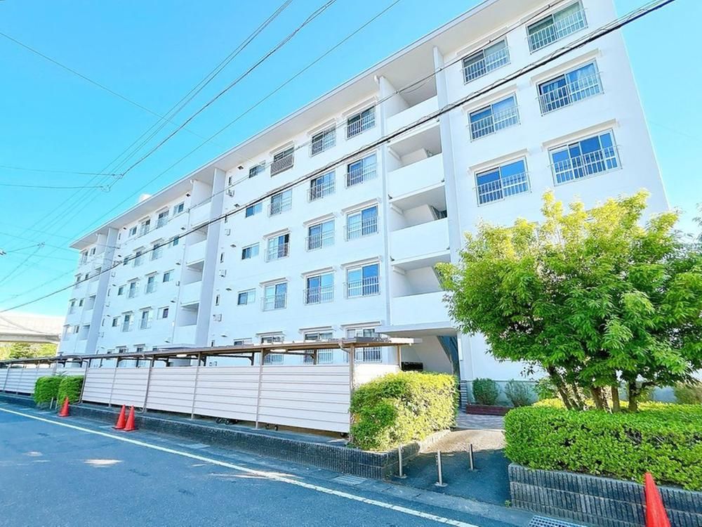 2LDK Apartment for Sale Near Chiryū Station, Aichi - Thumbnail 2