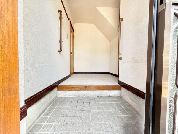 5LDK Detached House on Corner Lot in Kitahiroshima, Hokkaido - Thumbnail 3