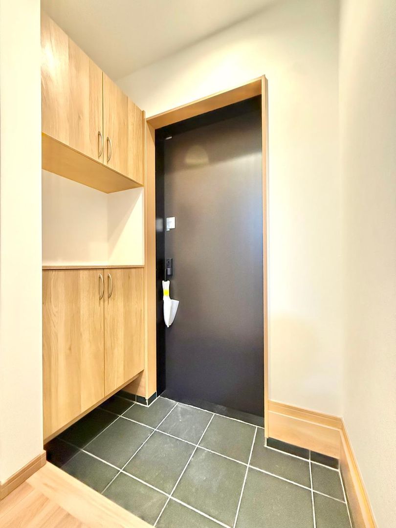 New 3-Story House for Sale in Takatsuki, Osaka - Thumbnail 4