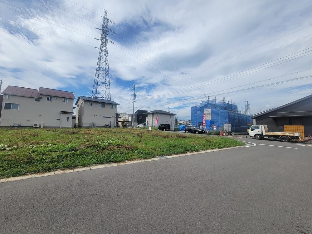 Building Lots in Shiojiri, Nagano - 189 sqm Land for Sale - Thumbnail 2