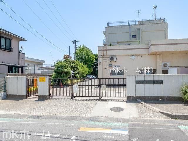 3LDK Renovated Apartment in Funabashi, Chiba - Thumbnail 2