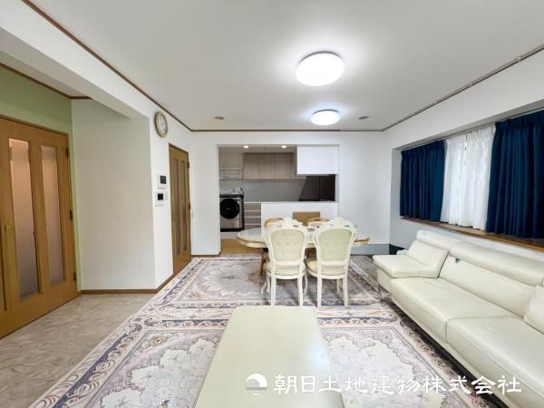 5LDK+2S Reinforced Concrete House in Aoba-ku, Yokohama - Thumbnail 4