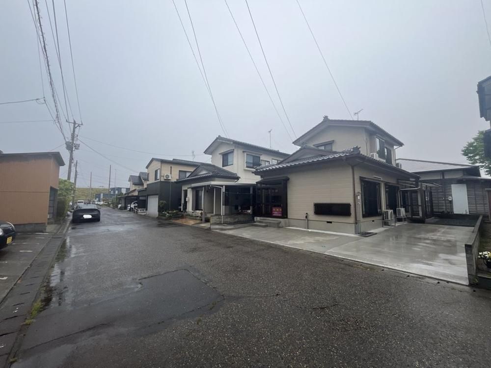 Renovated 3LDK House in Shibata, Niigata with Parking - Thumbnail 2