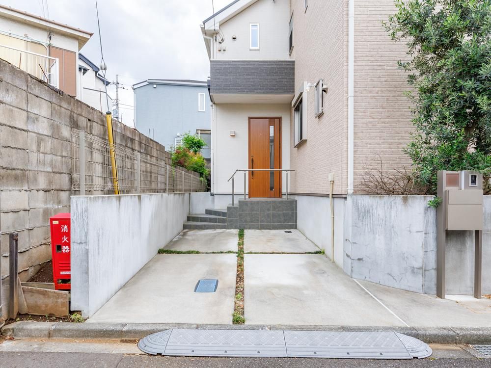 3LDK Detached House in Higashimurayama, Tokyo - 96.45m² Land - Thumbnail 2